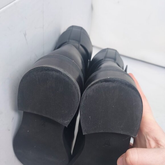 Louis Vuitton Black Leather Wonderland Ranger Combat Boot - Picture 13 of 14